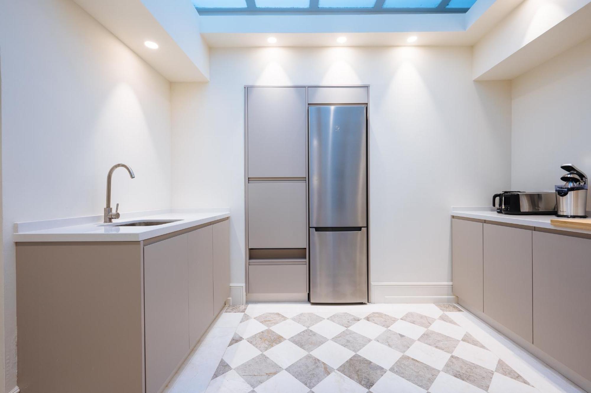 Appartamento Luxurious With Andalusian Patio And Pool, Facing The Cathedral Siviglia